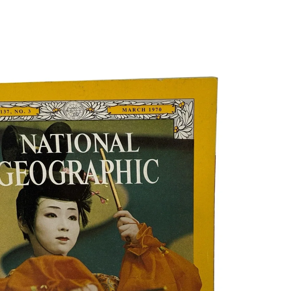 Vintage National Geographic‎ Magazine March 1970  Japan Starfish Oil Panama